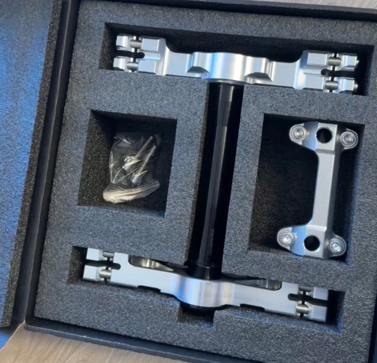 Ultra bee triple clamp(INSTOCK)